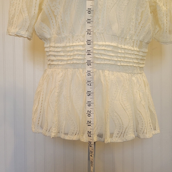 Coco and Jamison size lg beige laced peplum top. Never worn. - Picture 2 of 11